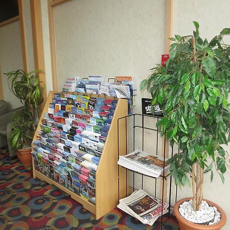 וונקובר Tropicana Suite Hotel מראה חיצוני תמונה