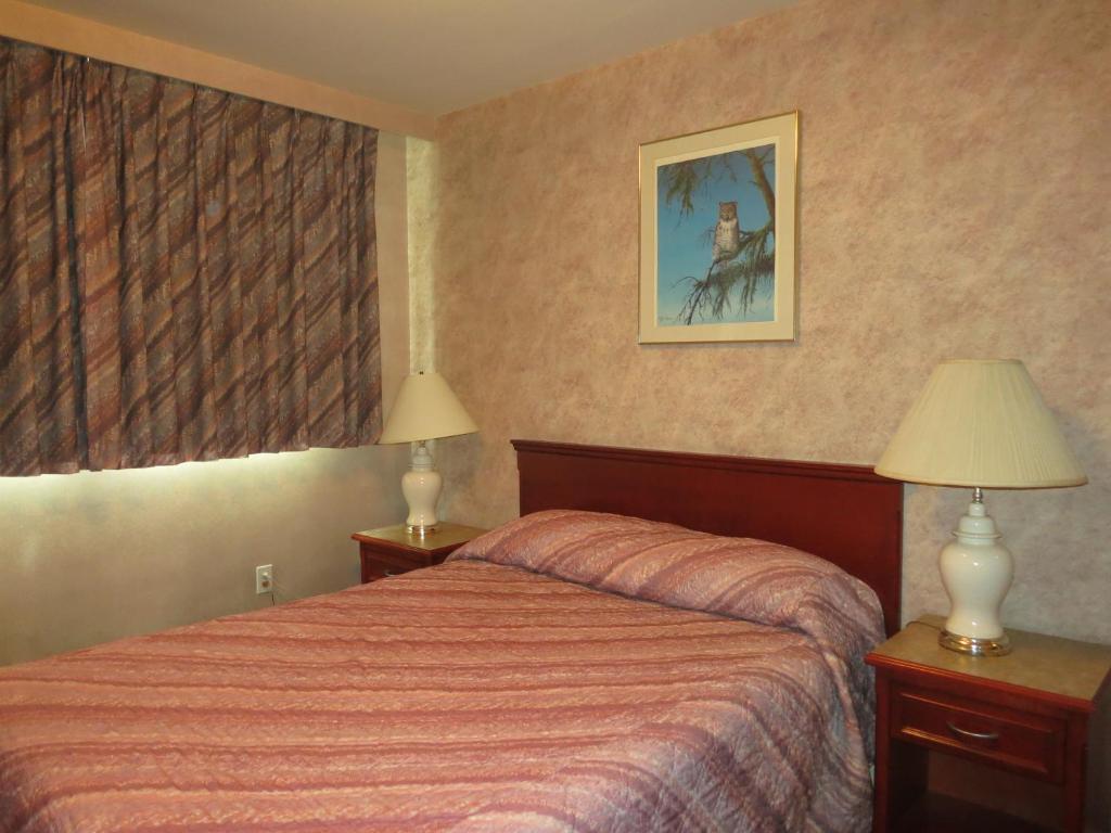 וונקובר Tropicana Suite Hotel חדר תמונה